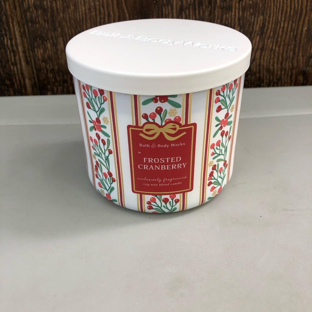 Bath & Body Works Frosted Cranberry Soy Candle - White/Red
